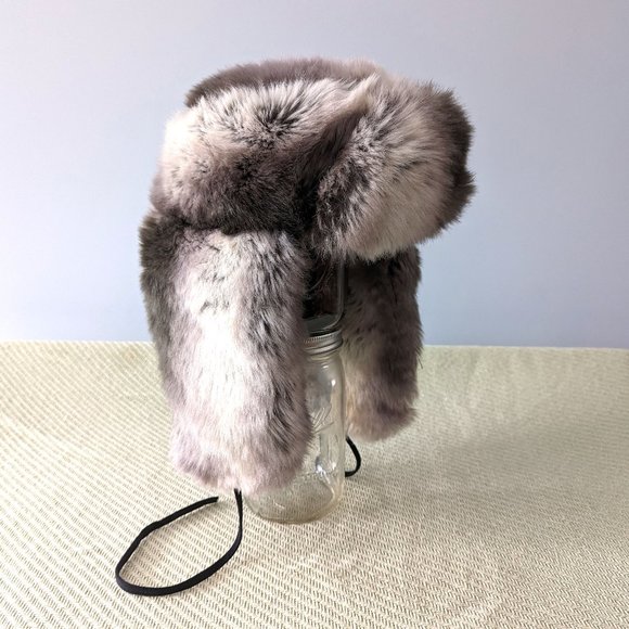 Super Warm Fuzzy Winter Hat - Faux Fur Style - Picture 1 of 9